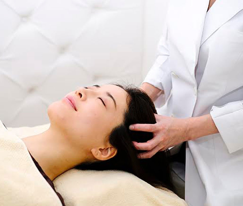 ヘッドマッサージ・仕上げ